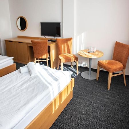 Hotel Puls ออสตราวา ภายนอก รูปภาพ